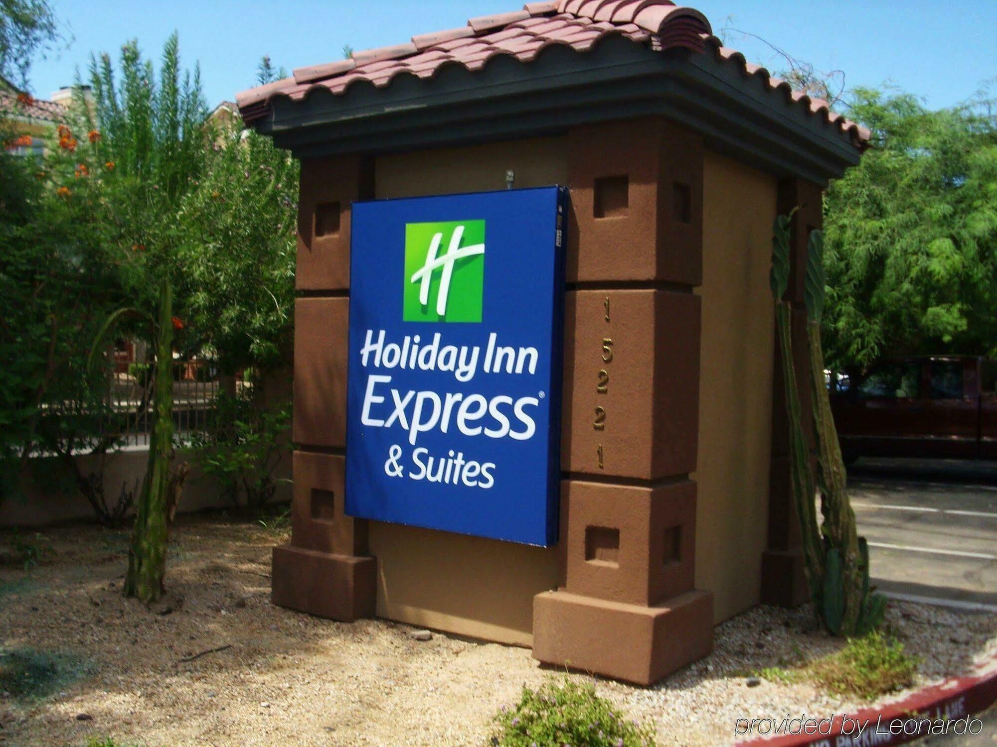 Holiday Inn Express & Suites Phoenix/Chandler Екстер'єр фото